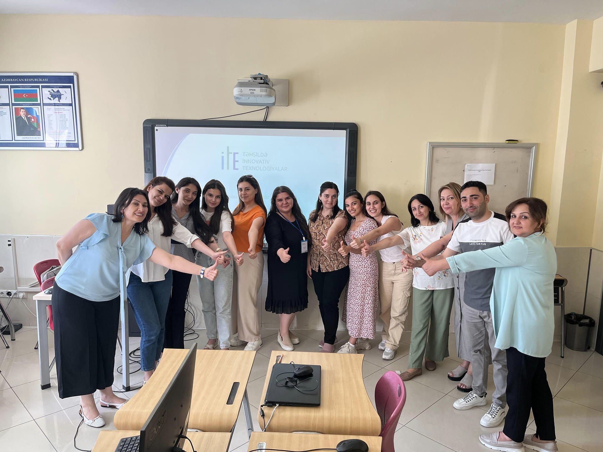 Elm və Təhsil Nazirliyi ilə əməkdaşlıq çərçivəsində İTE tərəfindən Azərbaycan Dövlət Pedaqoji Universitetində təşkil olunan "Microsoft sertifikatlı pedaqoq" beynəlxalq sertifikasiyasına hazırlıq təlimləri üzrə növbəti qruplar uğurla məzun olub.